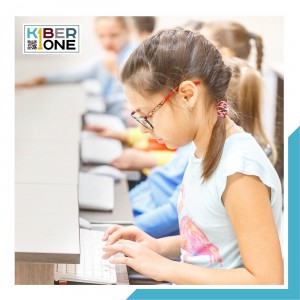 Наконец-то в Москве! - КИБЕРшкола программирования для детей, компьютерные курсы для школьников, начинающих и подростков - KIBERone г. Емельяново